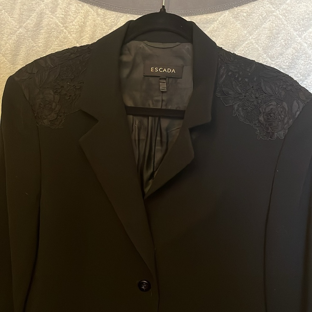 Escada Rare Vintage Black Jacket With Lace Detail - Picture 2 of 13